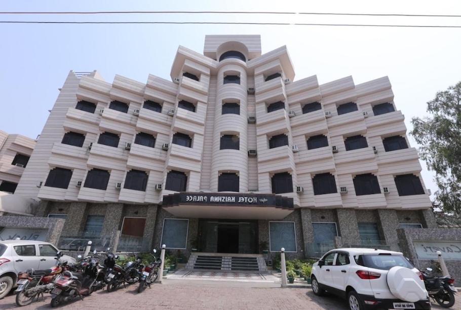 Hotel Krishna Palace Ayodhya 外观 照片